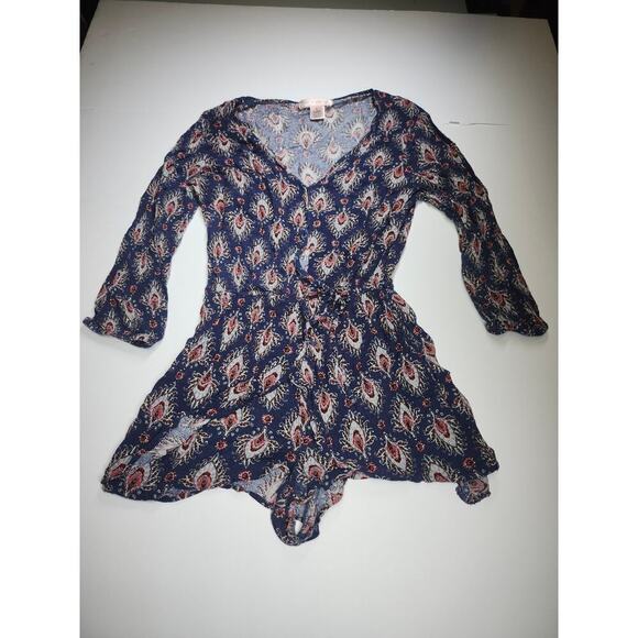 Band of Gypsies paisley 3/4 sleeve front button V-neck romper size M - Picture 1 of 7